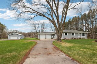 7510 161st Avenue NE, Forest Lake, MN 55025