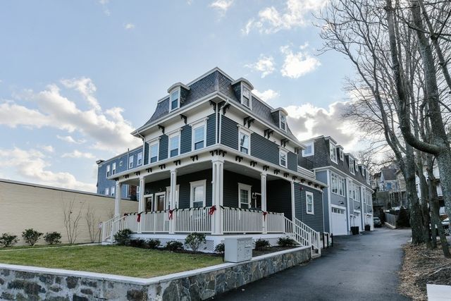 145 Stoughton St 4, Boston, MA 02125