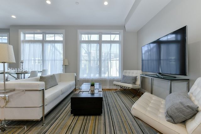 145 Stoughton St 4, Boston, MA 02125