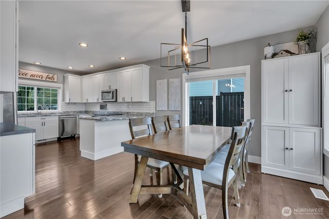 19614 82nd Street Ct E, Bonney Lake, WA 98391