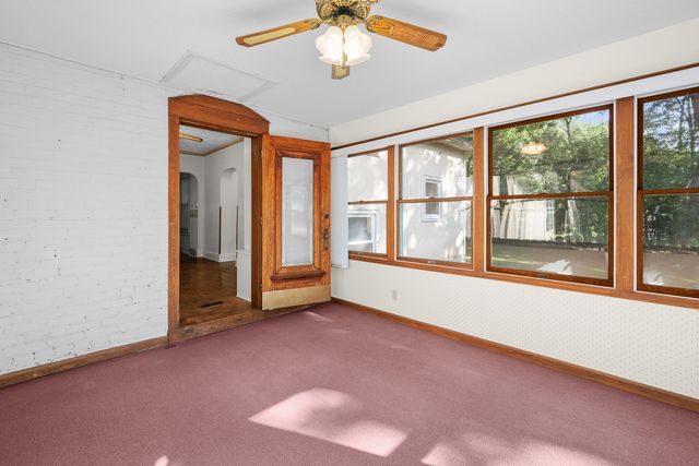 1100 34th Avenue, Moline, IL 61265