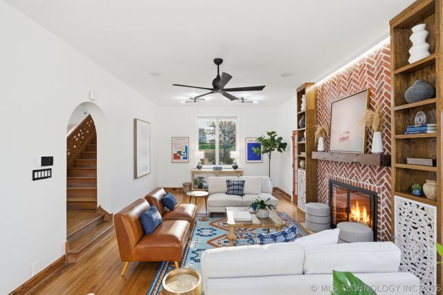 2436 S St Louis Avenue, Tulsa, OK 74114