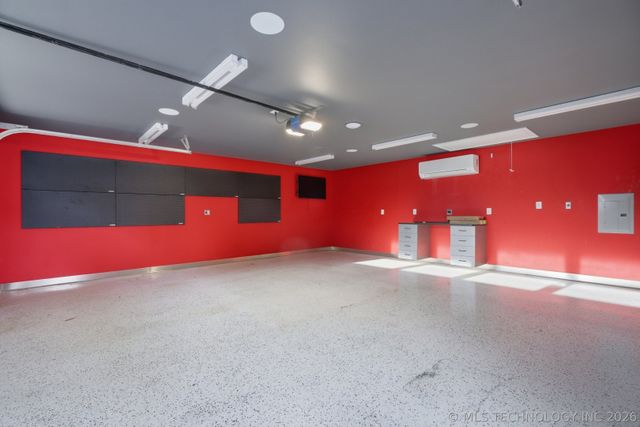 2436 S St Louis Avenue, Tulsa, OK 74114