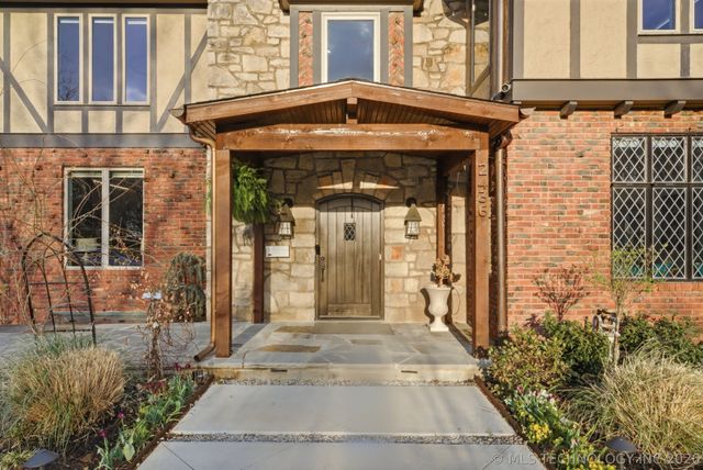 2436 S St Louis Avenue, Tulsa, OK 74114