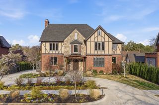 2436 S St Louis Avenue, Tulsa, OK 74114