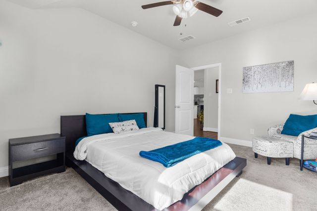 1406 Waverley Drive, Greenville, TX 75402