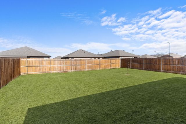 1406 Waverley Drive, Greenville, TX 75402