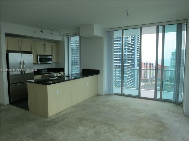79 SW 12th Street UPH4001S, Miami, FL 33130