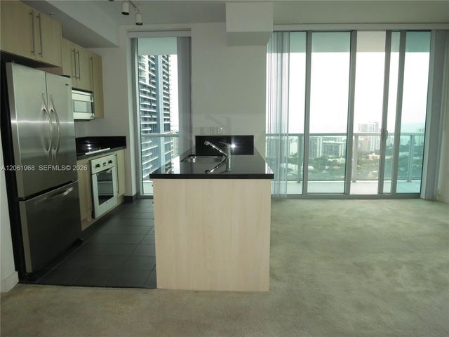 79 SW 12th Street UPH4001S, Miami, FL 33130