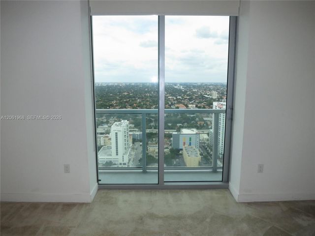79 SW 12th Street UPH4001S, Miami, FL 33130