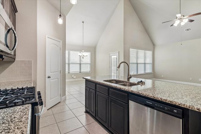 1742 Amalfi Drive, Mclendon Chisholm, TX 75032