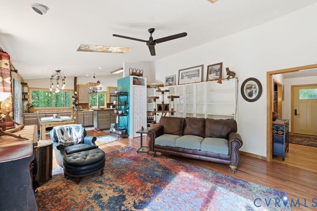1061 Turkey Ridge Dr, Powhatan, VA 23120