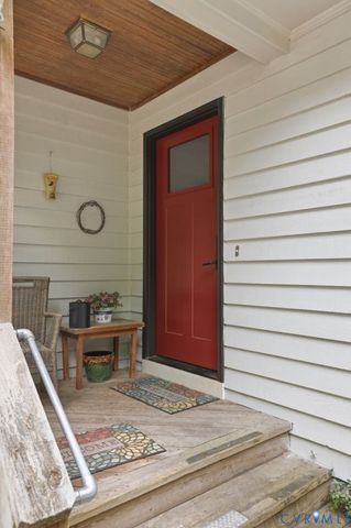 1061 Turkey Ridge Dr, Powhatan, VA 23120
