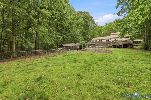 1061 Turkey Ridge Dr, Powhatan, VA 23120