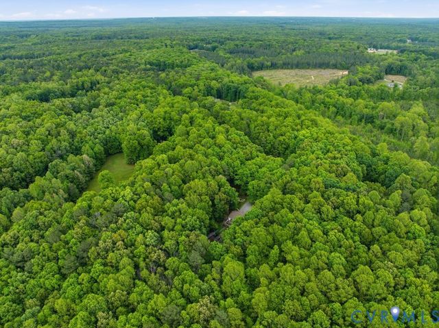 1061 Turkey Ridge Dr, Powhatan, VA 23120
