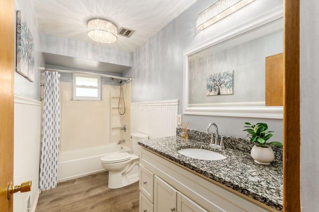 1417 Devonhurst Drive, Columbus, OH 43232