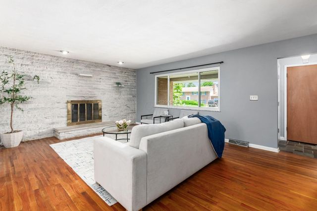 1417 Devonhurst Drive, Columbus, OH 43232