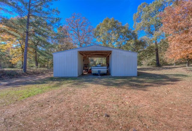 4896 Quiet Acres Road, Shreveport, LA 71107