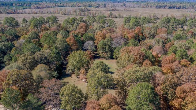4896 Quiet Acres Road, Shreveport, LA 71107