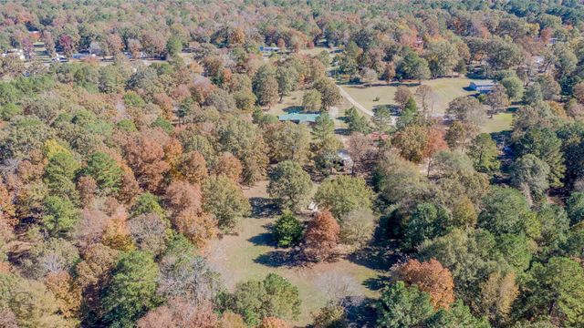 4896 Quiet Acres Road, Shreveport, LA 71107