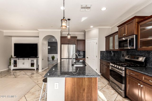 4285 E CULLUMBER Court, Gilbert, AZ 85234