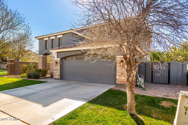 4285 E CULLUMBER Court, Gilbert, AZ 85234