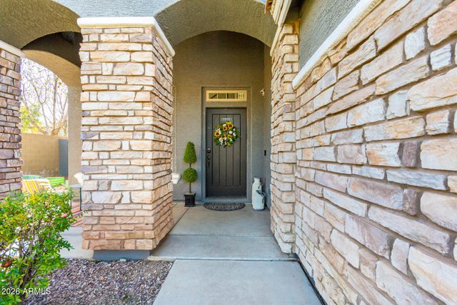 4285 E CULLUMBER Court, Gilbert, AZ 85234