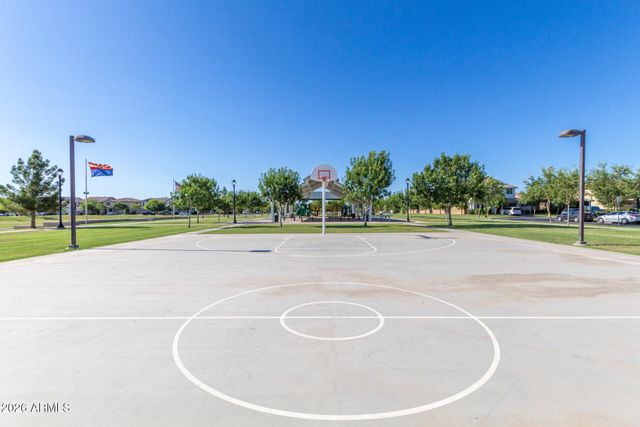 4285 E CULLUMBER Court, Gilbert, AZ 85234