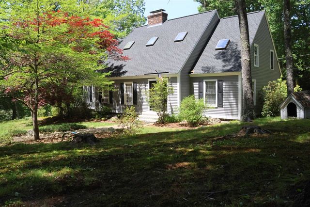 85 Stowell Road, Bedford, NH 03110
