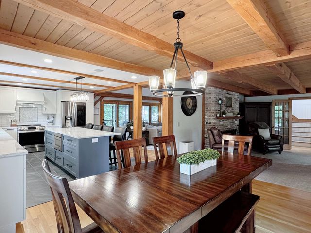 85 Stowell Road, Bedford, NH 03110