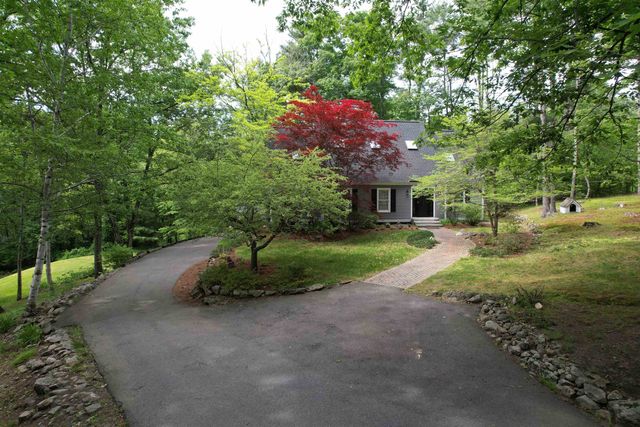 85 Stowell Road, Bedford, NH 03110