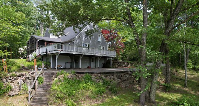 85 Stowell Road, Bedford, NH 03110