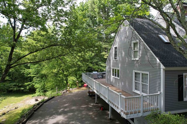 85 Stowell Road, Bedford, NH 03110