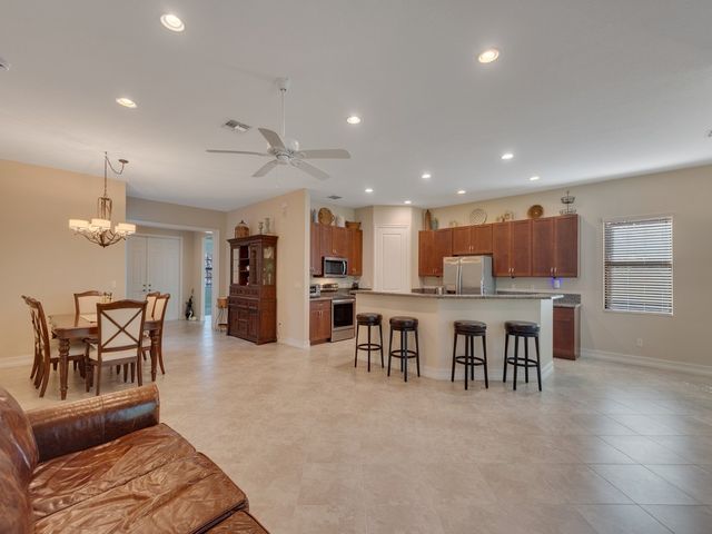 4338 56th Lane, Vero Beach, FL 32967