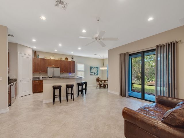 4338 56th Lane, Vero Beach, FL 32967