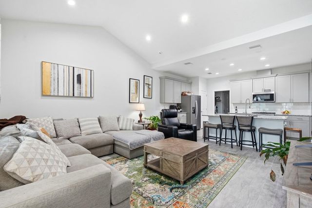 118 GYPSY PALACE LANE, Daytona Beach, FL 32124