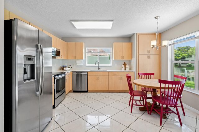 6240 NW 76th Court, Parkland, FL 33067