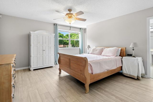 6240 NW 76th Court, Parkland, FL 33067