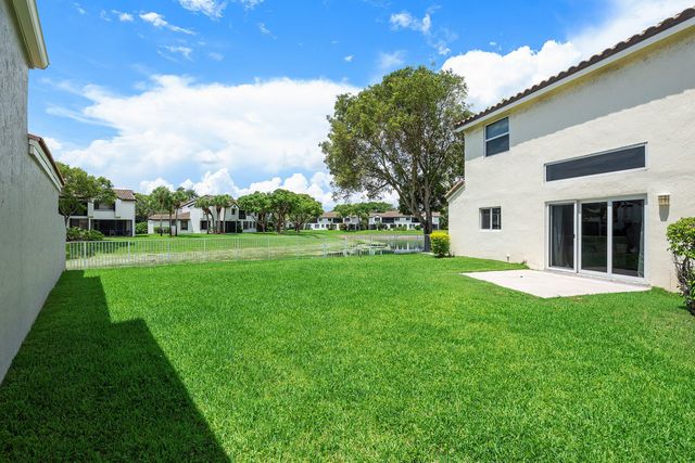 6240 NW 76th Court, Parkland, FL 33067