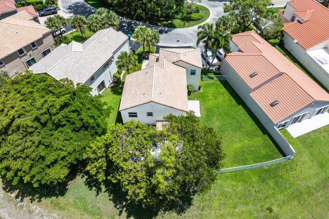 6240 NW 76th Court, Parkland, FL 33067