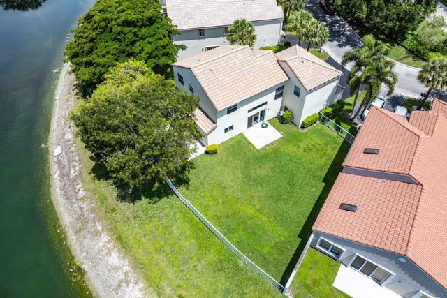 6240 NW 76th Court, Parkland, FL 33067