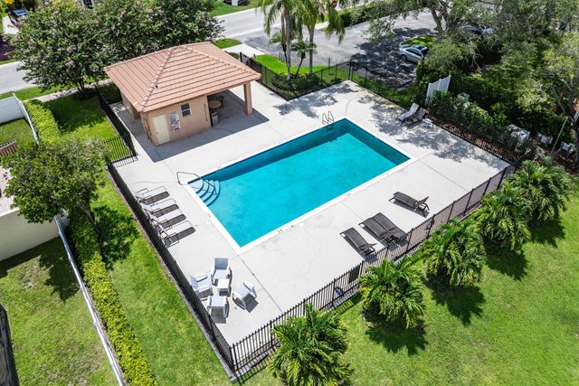6240 NW 76th Court, Parkland, FL 33067