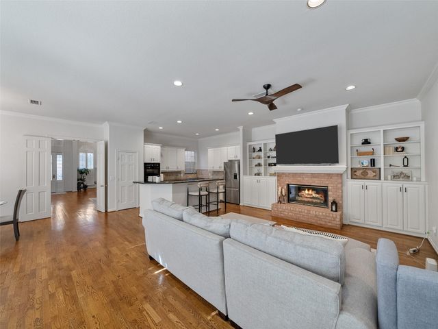 8640 Breakers Point, Dallas, TX 75243