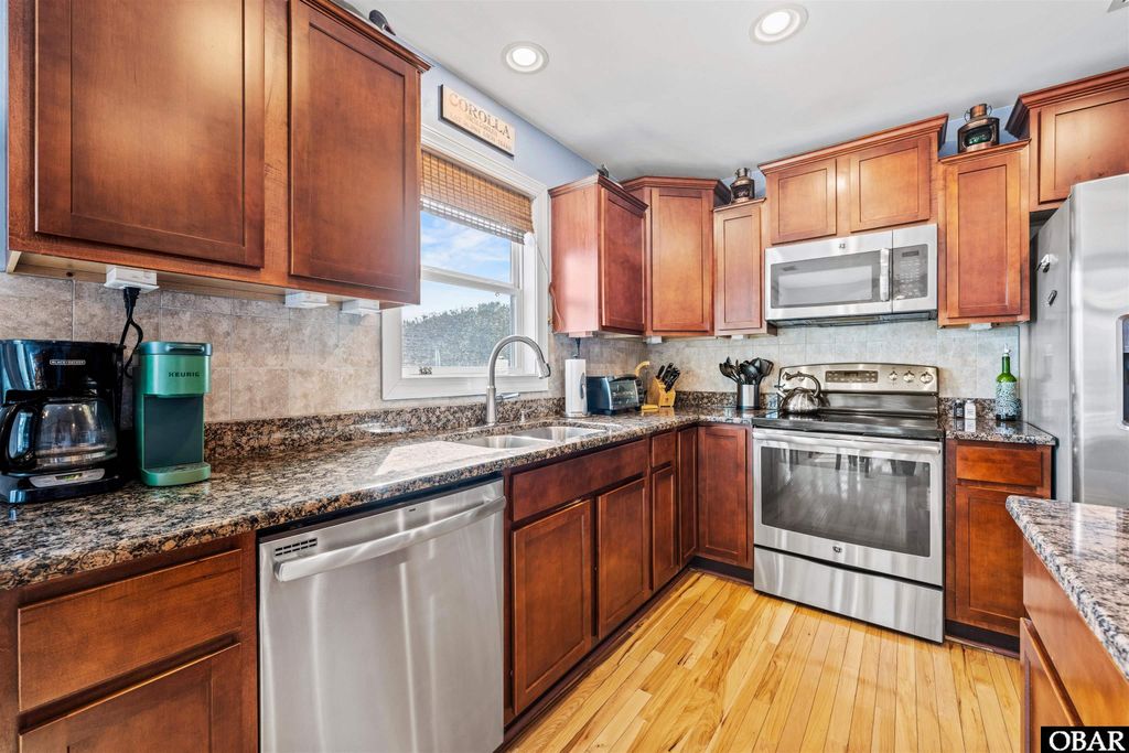 Image 15 of property listing at 633 Tern Court Lot 3, Corolla, NC 27927