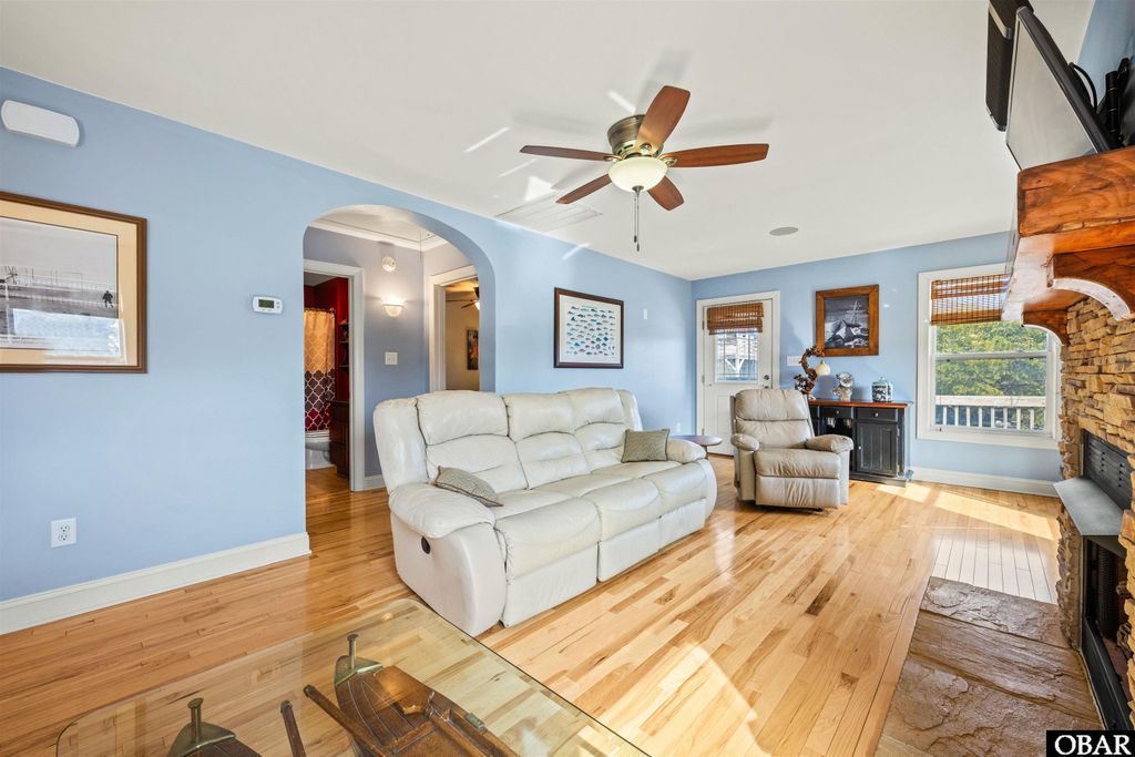 Image 8 of property listing at 633 Tern Court Lot 3, Corolla, NC 27927