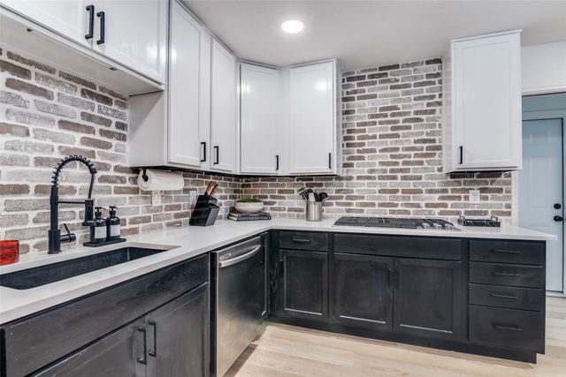 2209 Vicksburg Drive, Sachse, TX 75048