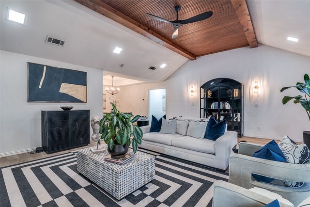 2209 Vicksburg Drive, Sachse, TX 75048