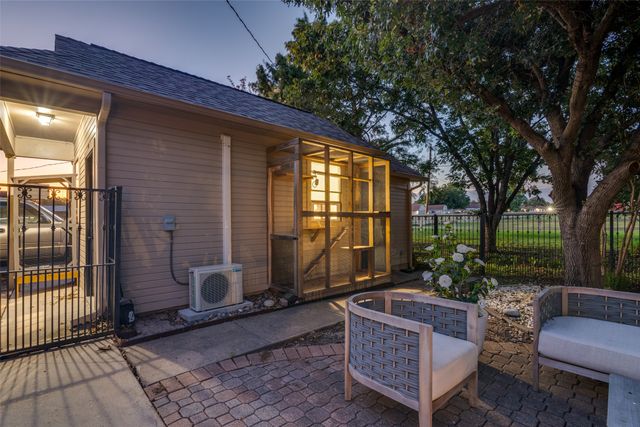 2209 Vicksburg Drive, Sachse, TX 75048