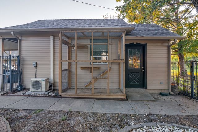 2209 Vicksburg Drive, Sachse, TX 75048