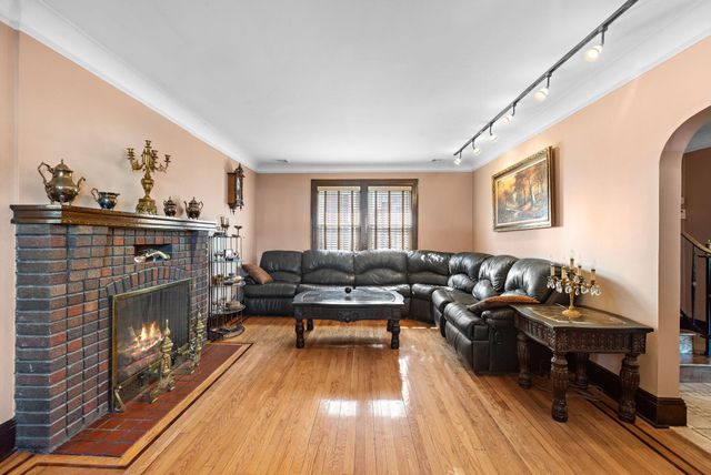 900 79TH ST, North Bergen, NJ 07047